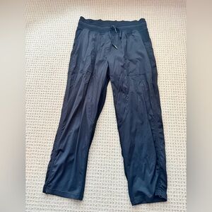 Ladies cropped joggers